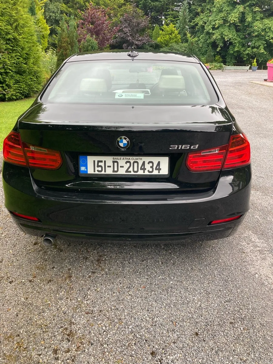 151 BMW 316 - Image 3