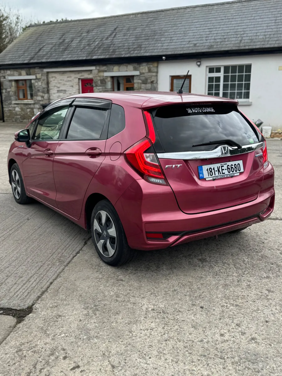Honda Fit 1.5 Hybrid High Spec 73000kms 2018 - Image 4