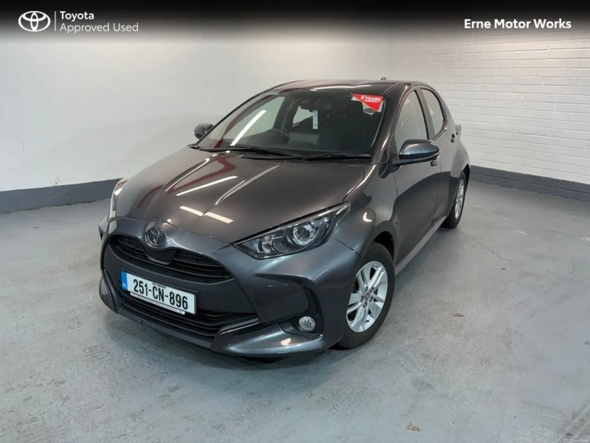 Toyota Yaris YARIS 1.5 LUNA - Image 1