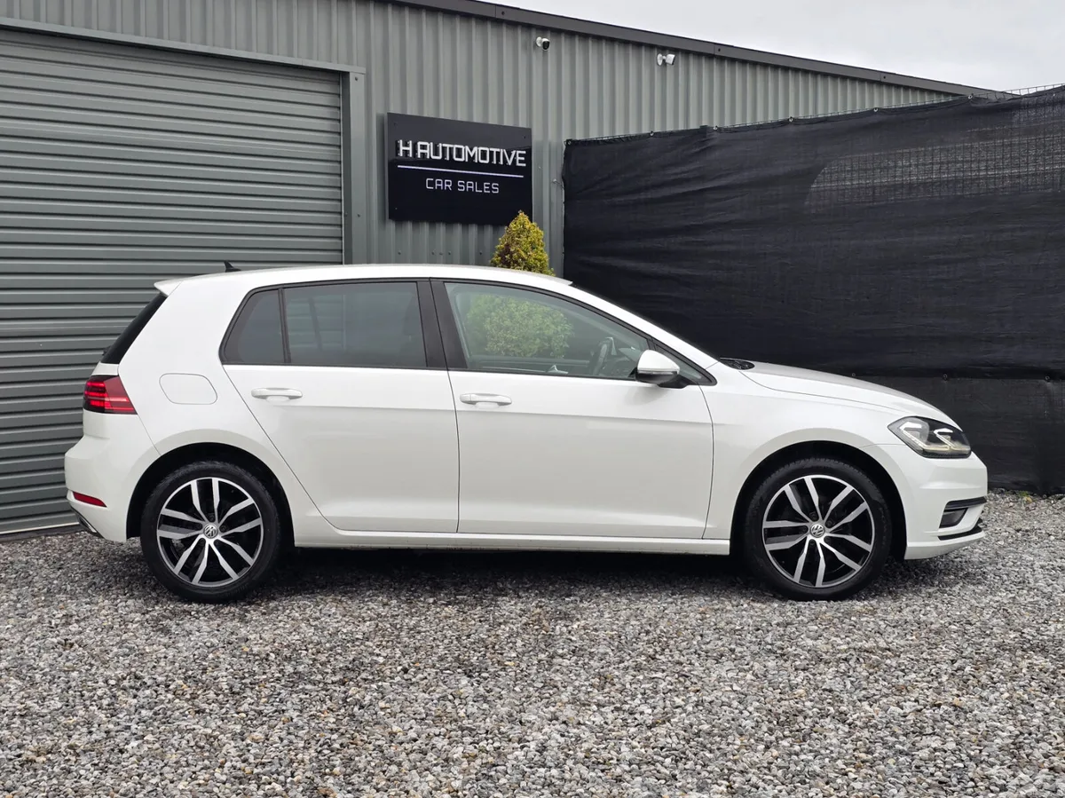 2018 VOLKSWAGEN GOLF 1.4 TSI HIGHLINE AUTO LOW KMS - Image 4