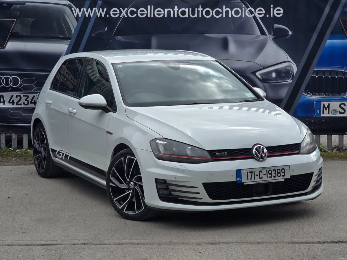 Volkswagen Golf 2017 GTI AUTOMATIC WHITE IMMACULAT - Image 1