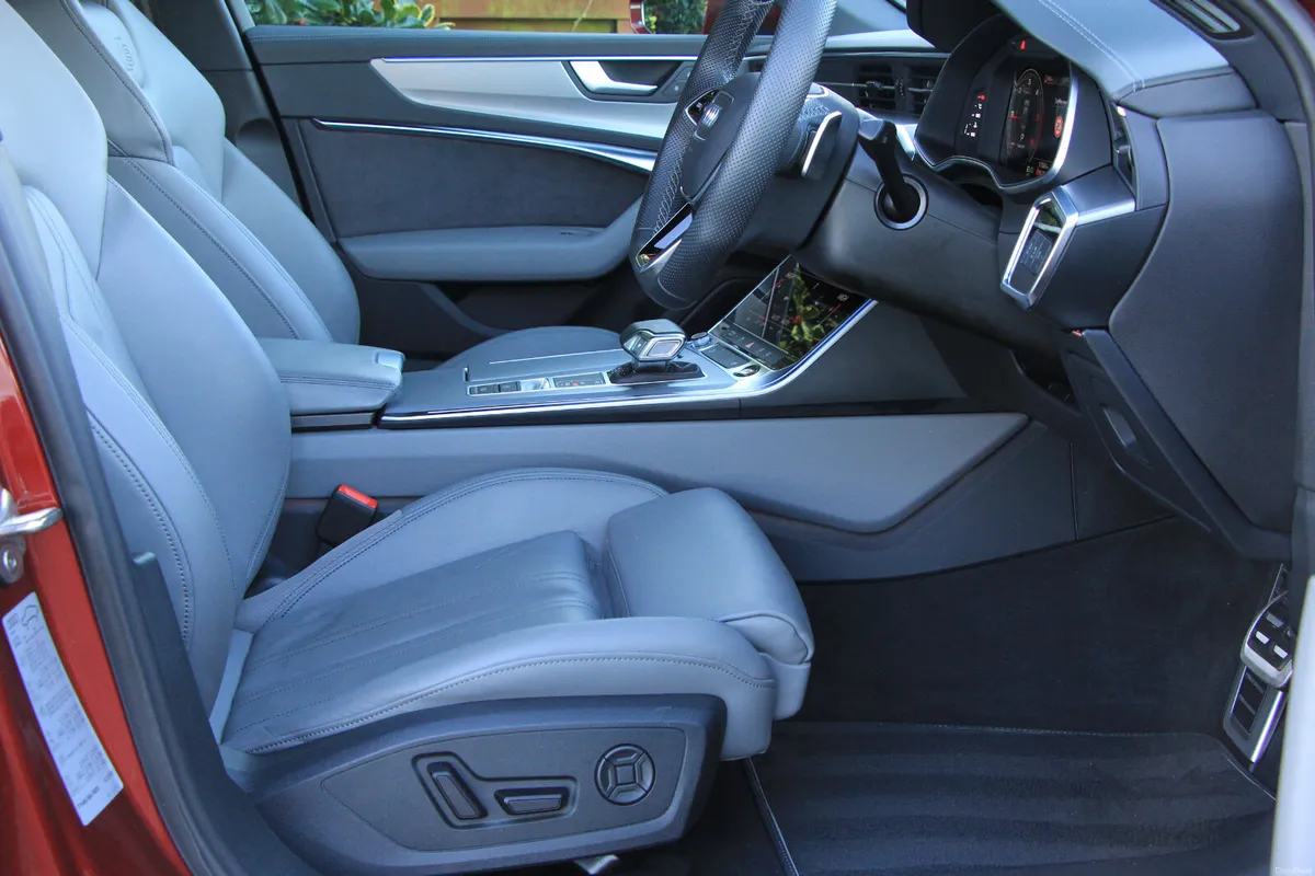 A6 Black Edition * Valcona leather * Memory seats - Image 3