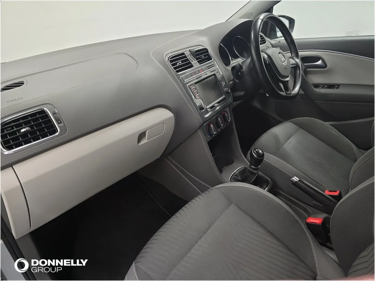 Volkswagen Polo Hatchback SE Design - Image 2