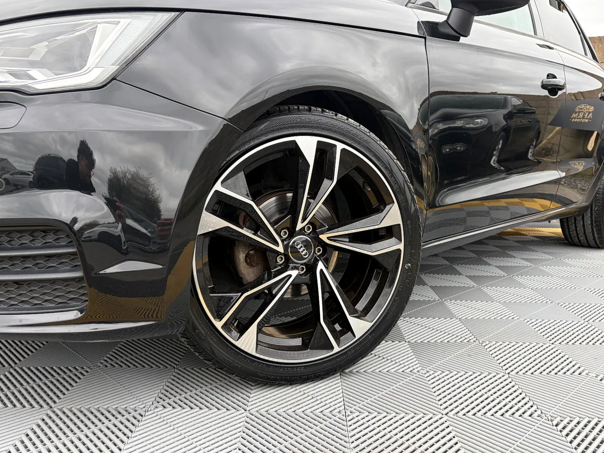 Audi A1 1.0 TFSI Auto - Image 2
