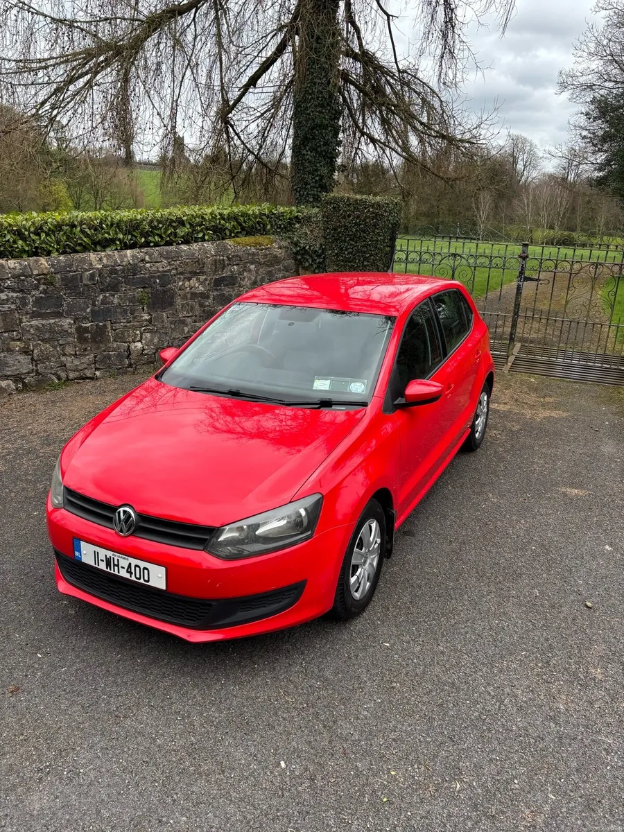 2011 Volkswagen Polo - Image 1