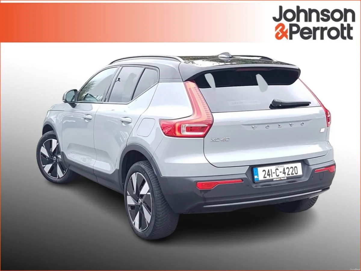 Volvo XC40 69 kWh 238 bhp RWD Plus (Two Year Volvo - Image 3
