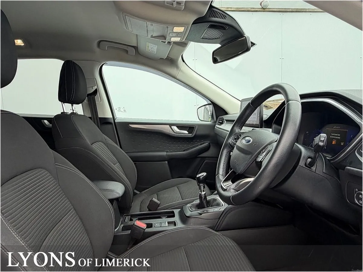 Ford Kuga 1.5 EcoBlue 120PS Titanium - Image 4