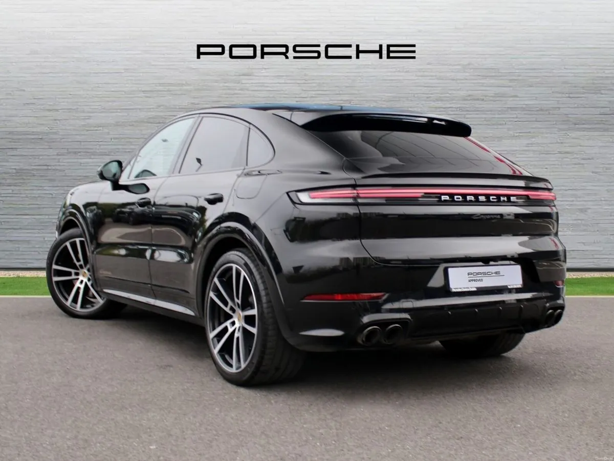 Porsche Cayenne 3.0 E-Hybrid - Image 2