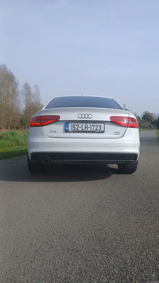 Audi A4 2015 - Image 4