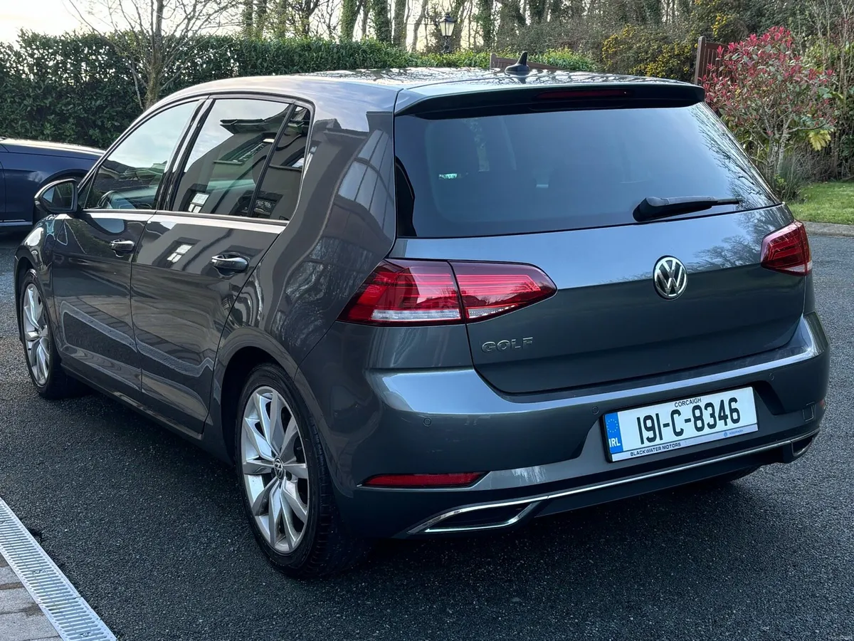 191 Volkswagen Golf 1.0 TSI 115hp Highline - Image 2