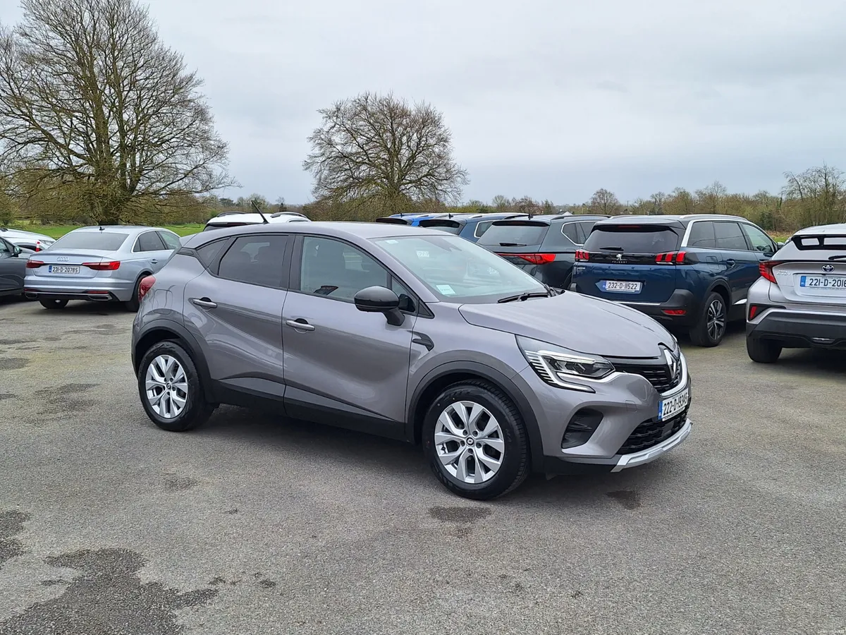 Renault Captur 1.0 Petrol *High Spec/New Model - Image 1