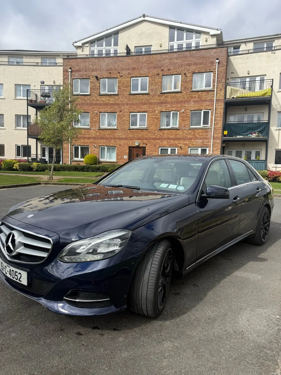Mercedes E300 Hybrid diesel - Image 2