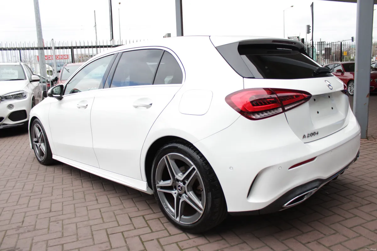 2019 MERCEDES-BENZ A CLASS A200D AMG-LINE - Image 6