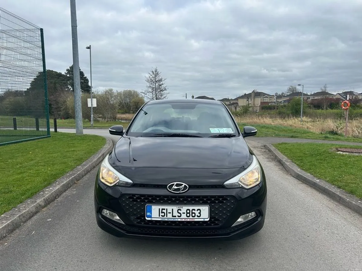2015 Hyundai I20 - Image 2