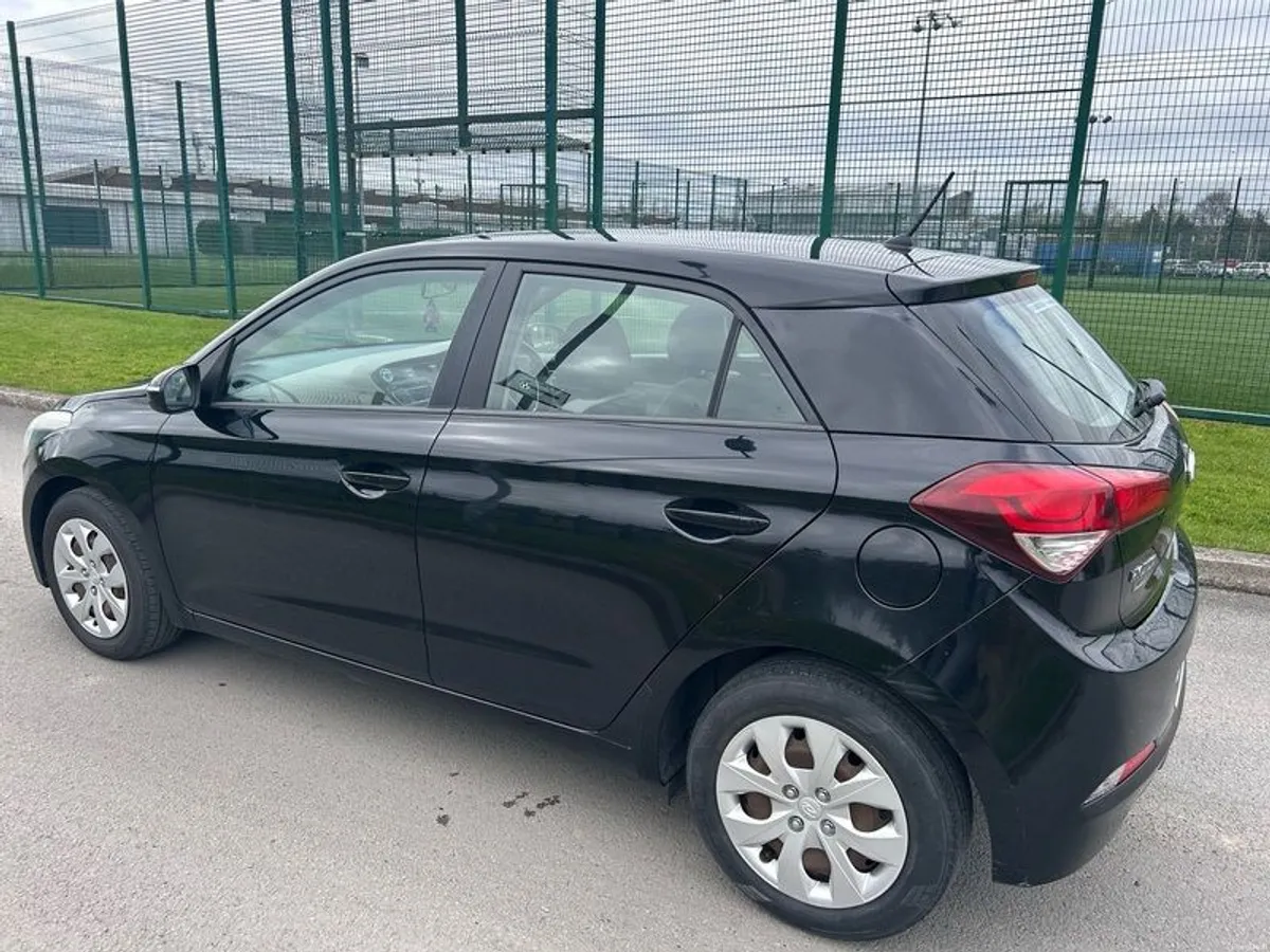 2015 Hyundai I20 - Image 3