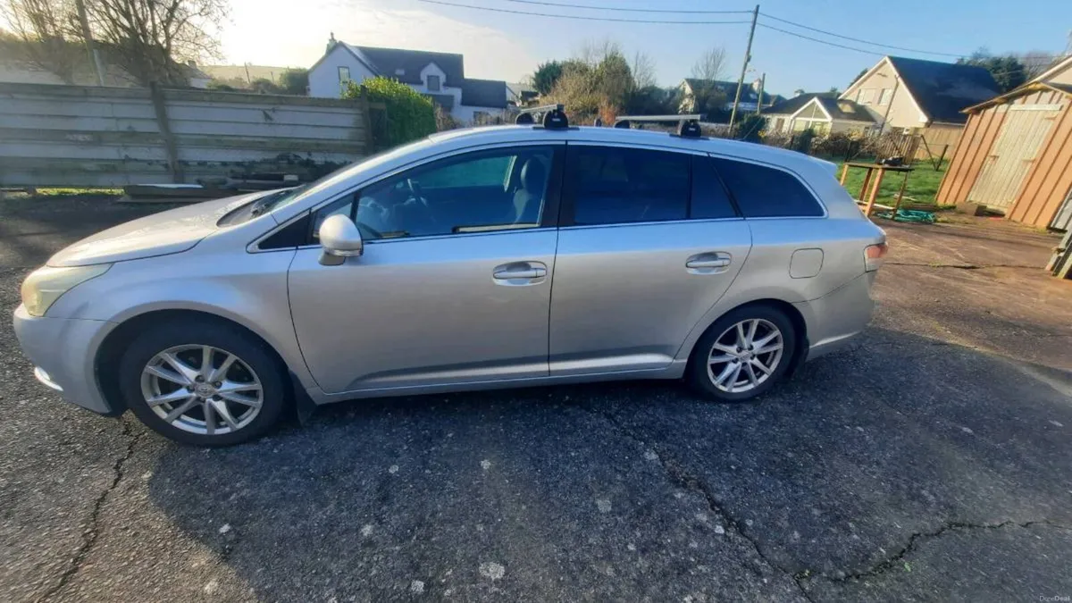 Toyota Avensis - Image 3