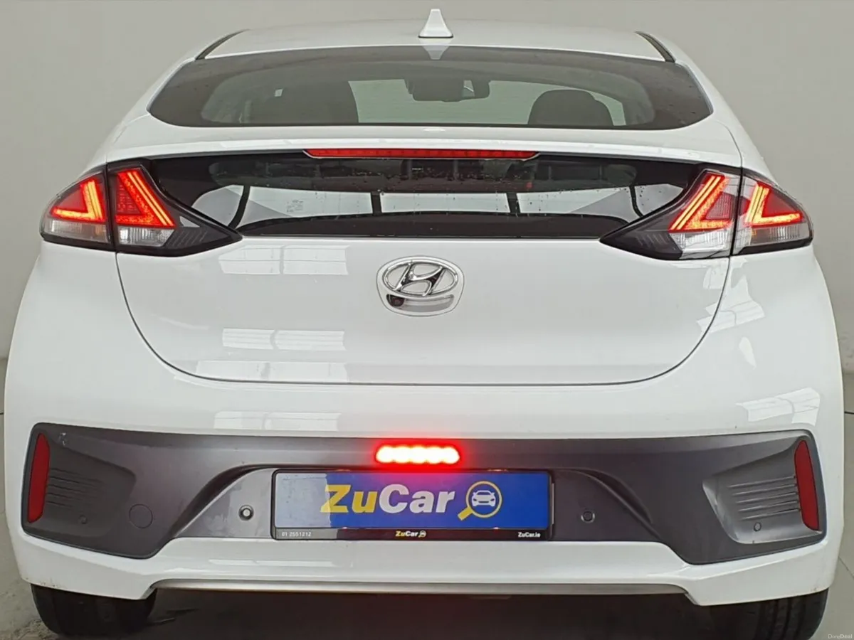 Hyundai IONIQ Electric Premium - Image 4