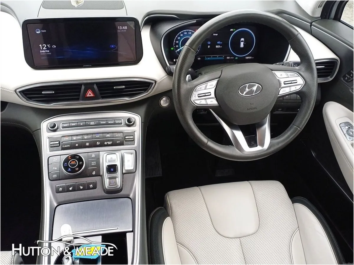 Hyundai Santa Fe Executive Plus PHEV 1.6 Petrol 5d - Image 4