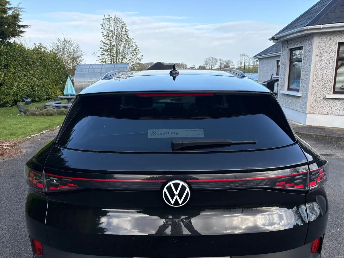 2022 Volkswagen ID.4 GTX - Image 3