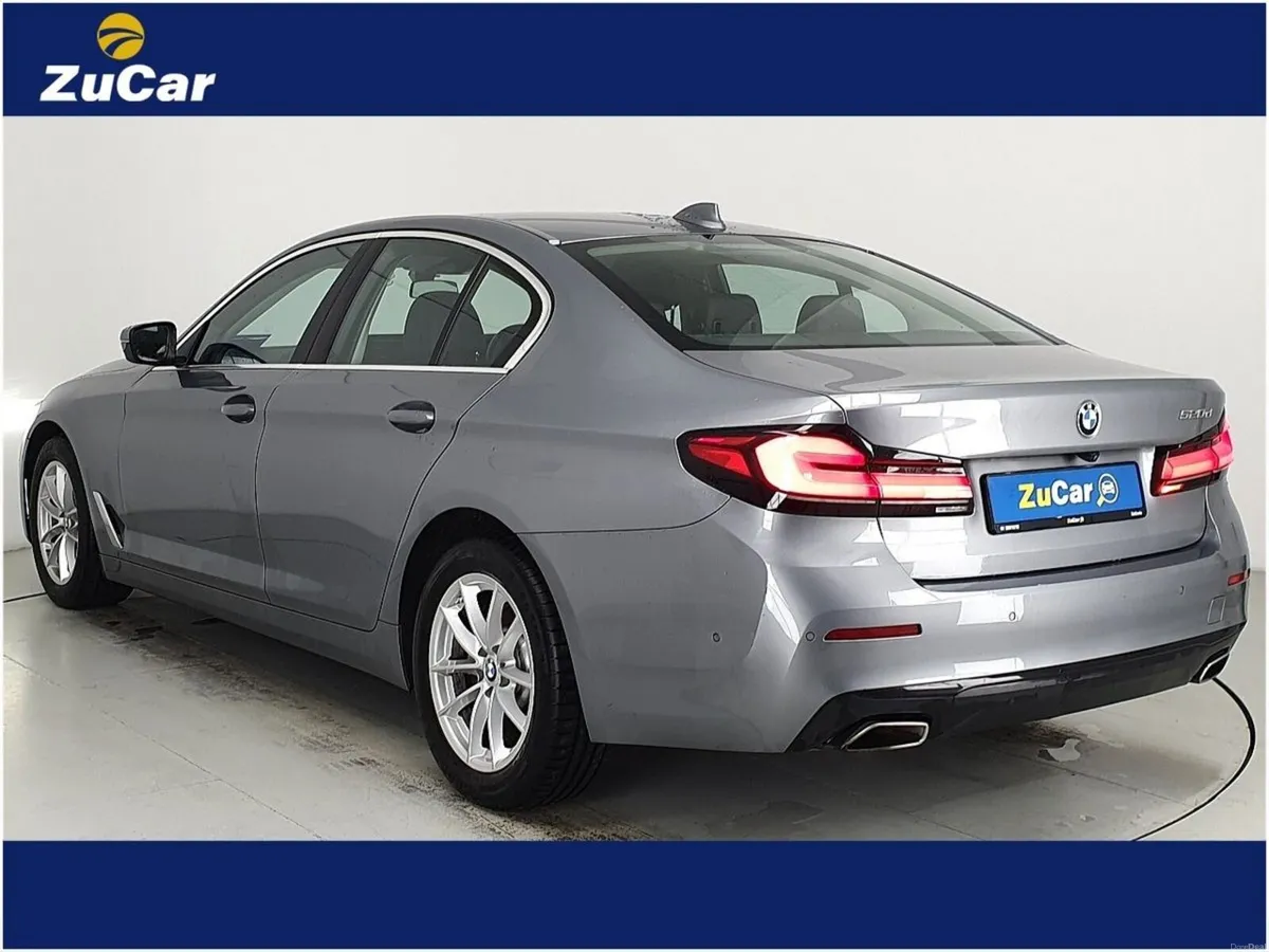 BMW 5-Series 520d SE (MHT) - Image 3