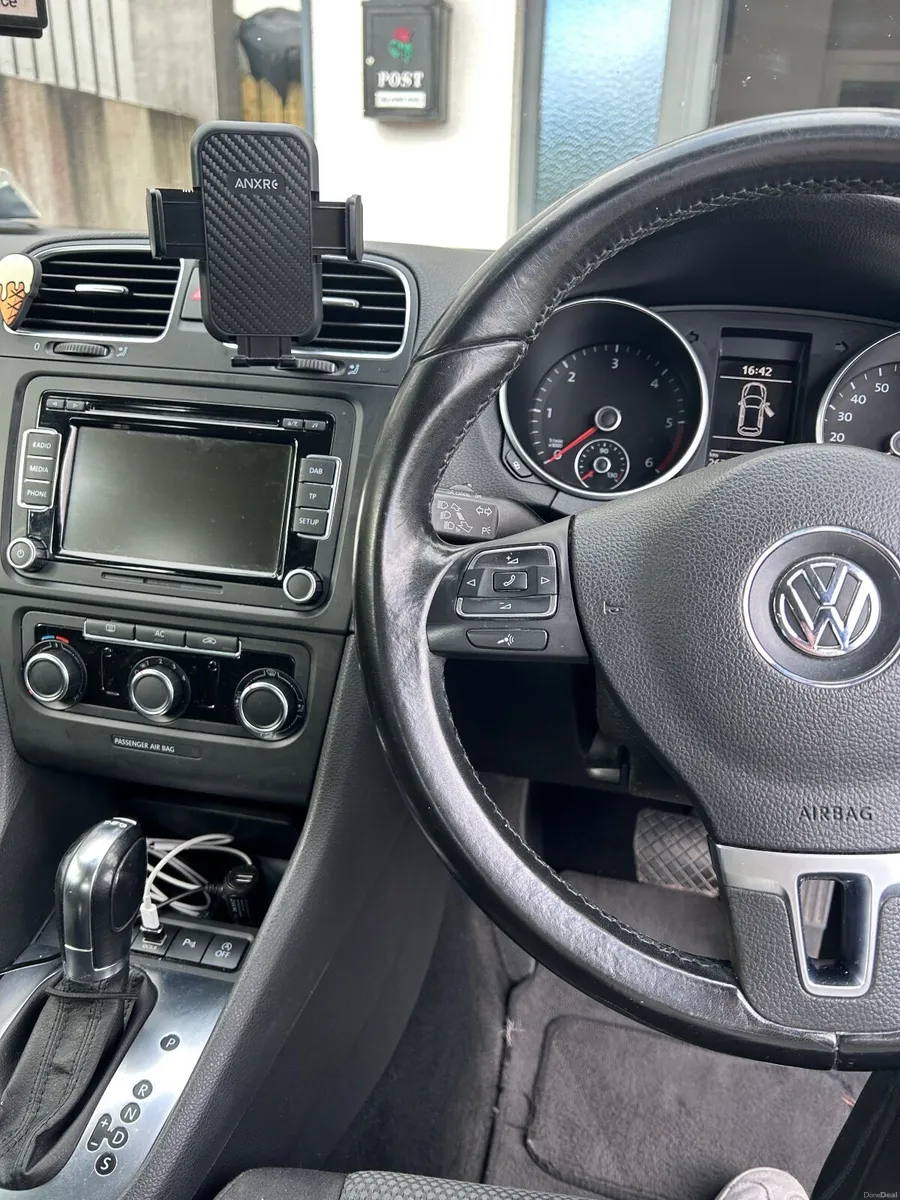 Volkswagen Golf 2011 - Image 3