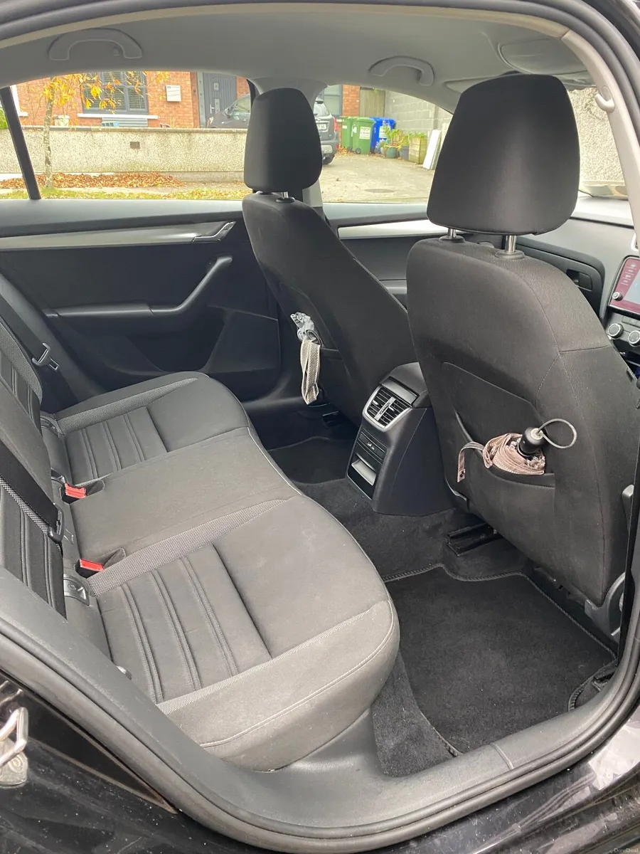 Skoda Octavia 2017 - Image 3