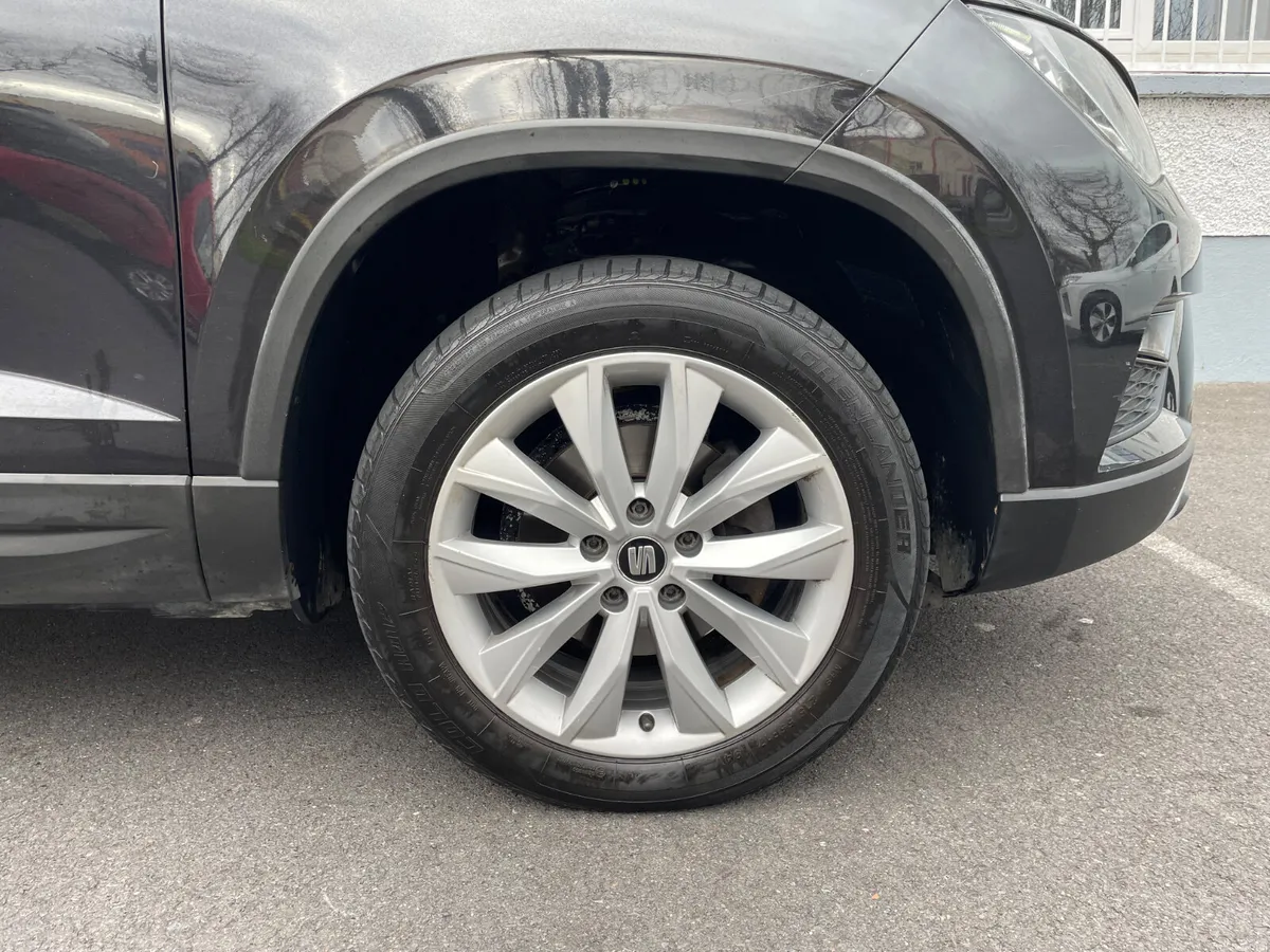 HI SPEC SE - APPLE PLAY - REVERSE CAMERA - 270TAX - Image 2