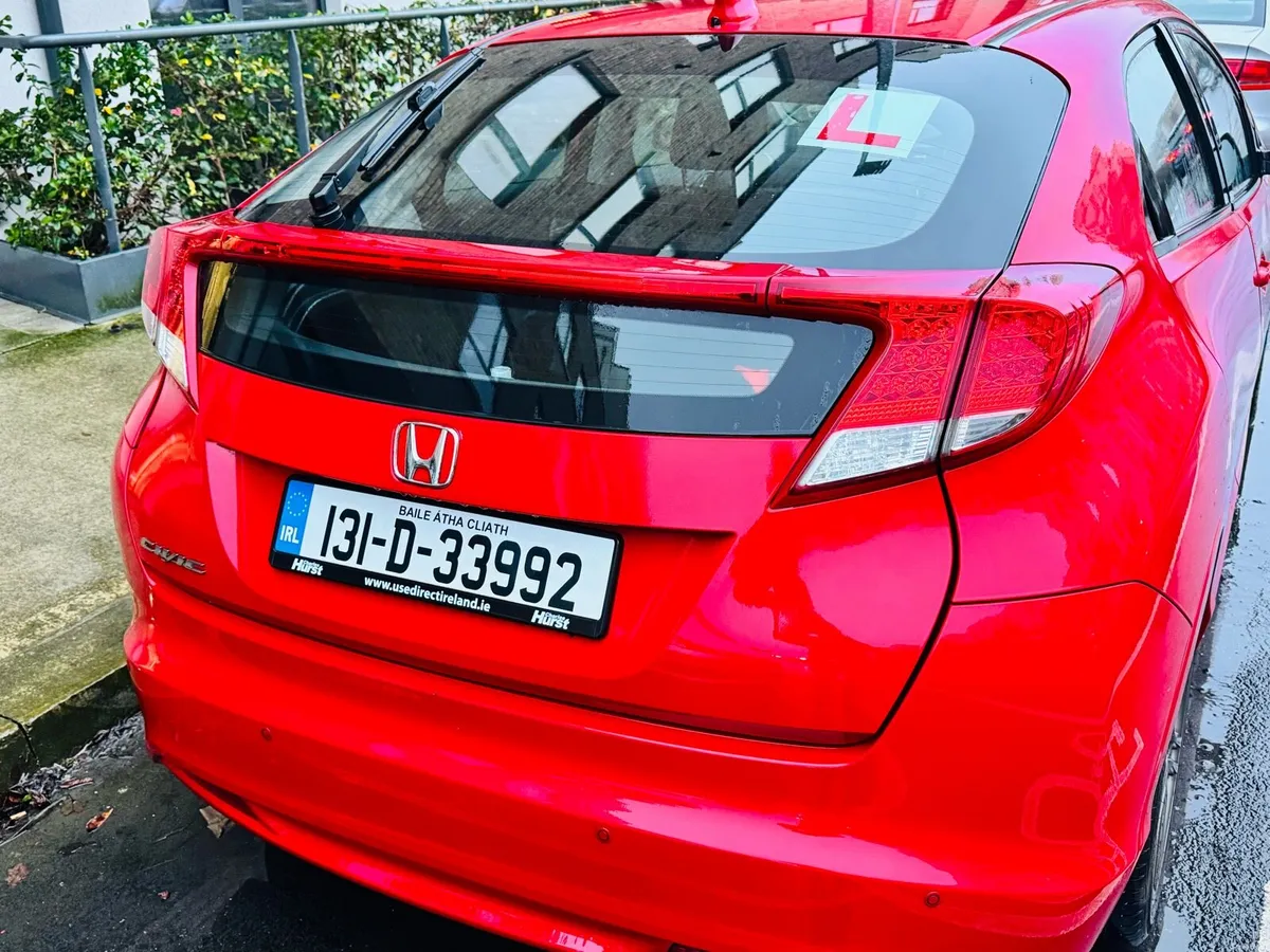 Honda Civic 1.8 petrol i-vtec Ti - Image 4