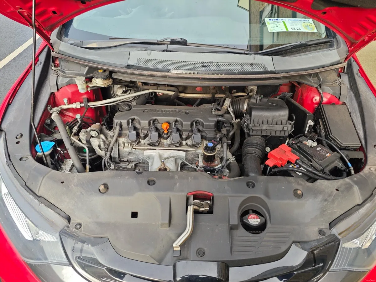 Honda Civic 1.8 petrol i-vtec Ti - Image 3