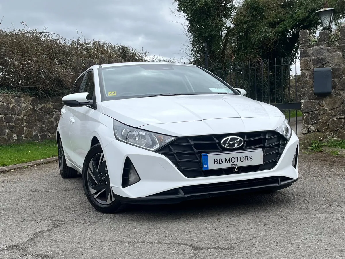 Hyundai i20 1.2 Deluxe Plus - Image 4