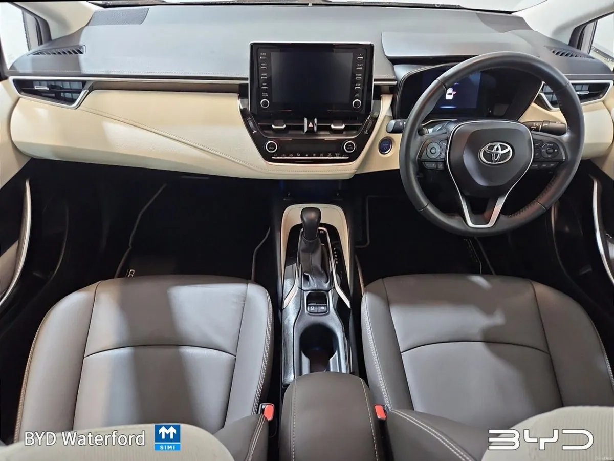 Toyota Corolla SOL *LOWEST MILEAGE IN THE COUNTRY* - Image 3