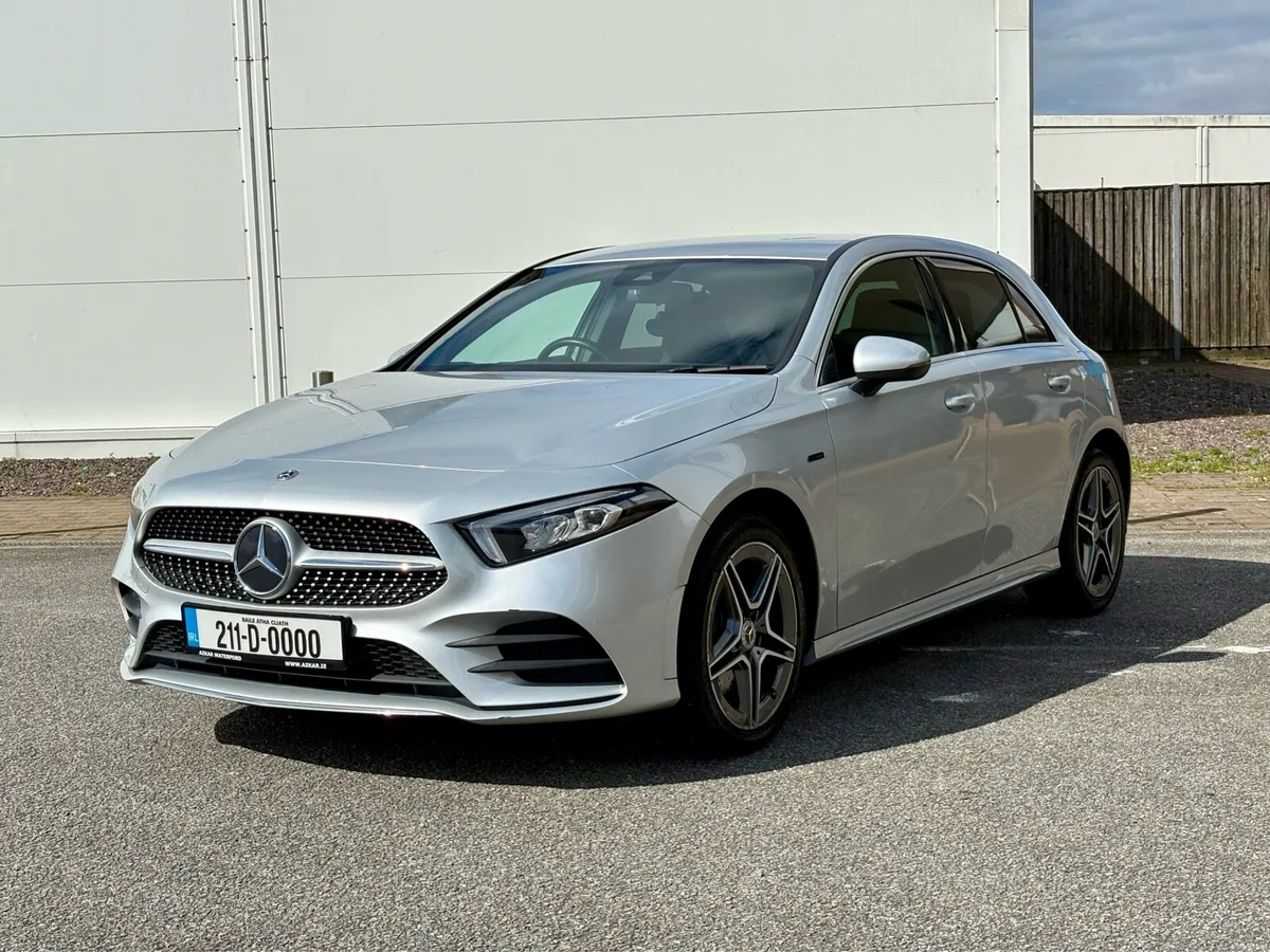 2021 Mercedes Benz A250e 1.3 AMG Line - Image 3