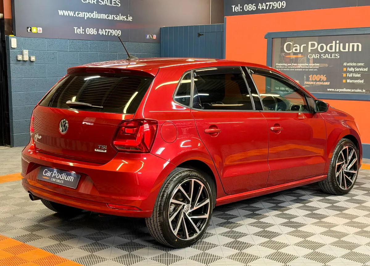 2016 Volkswagen Polo 1.2TSi Auto - ONLY 32k Miles - Image 3