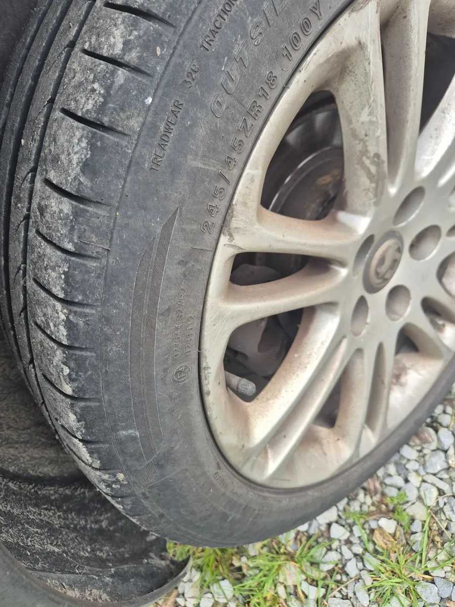 Vauxhall Insignia 2011 - Image 4