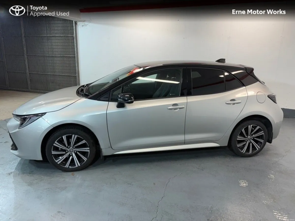 Toyota Corolla COROLLA HYBRID L/SPORT HB - Image 2