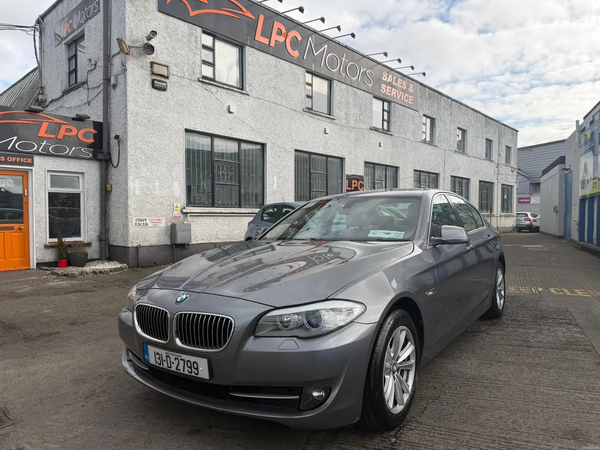 BMW 5-Series 2013 Low Mileage - Image 3