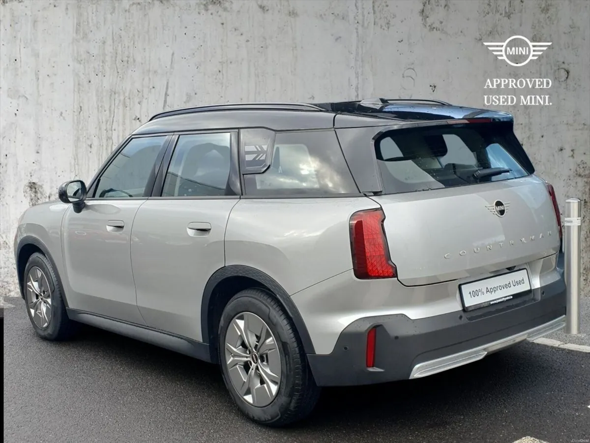 Mini Countryman E - Image 2