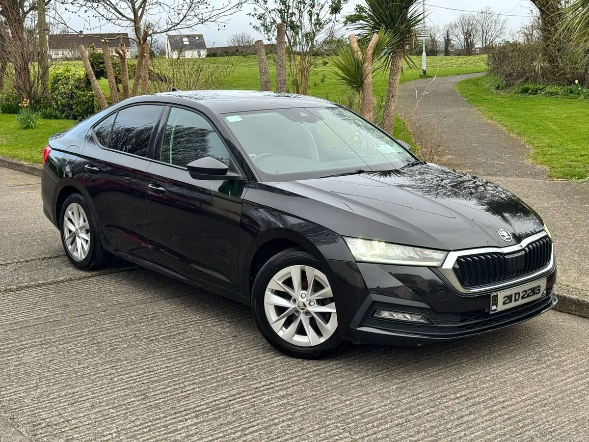 211 SKODA OCTAVIA AMBITION 2.0 DIESEL - Image 4