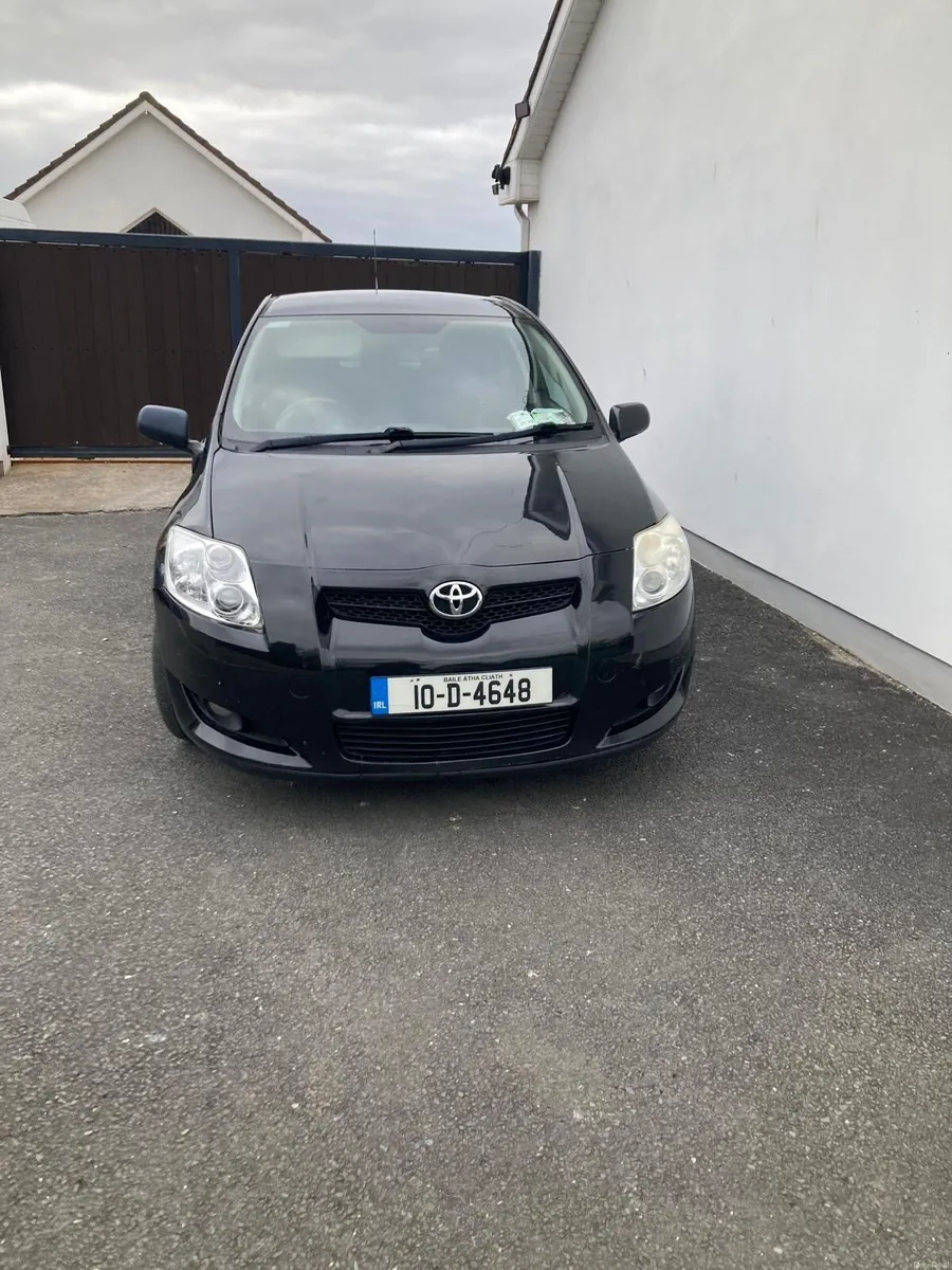 2010 Toyota Auris- Very Low Mileage - Image 2