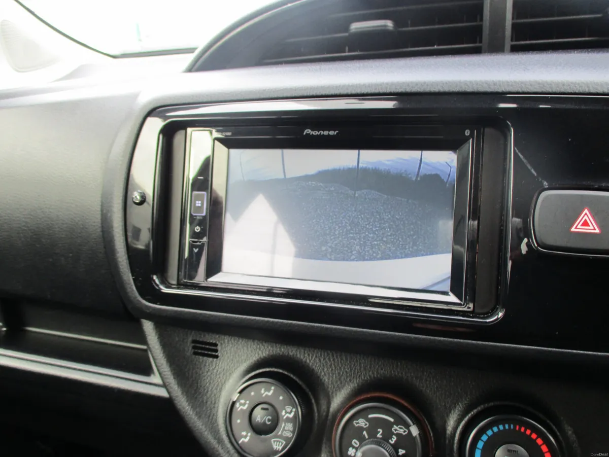 Toyota Vitz 2018 1 LITRE 5 DOOR AUTO - Image 3