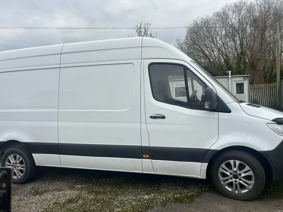 Merc sprinter - Image 3