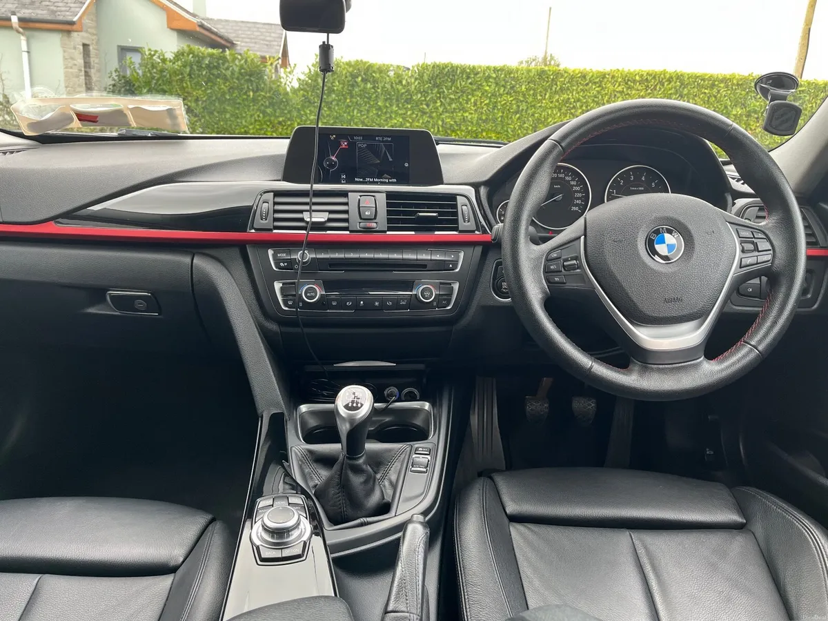 BMW 3-Series 2015 - Image 4