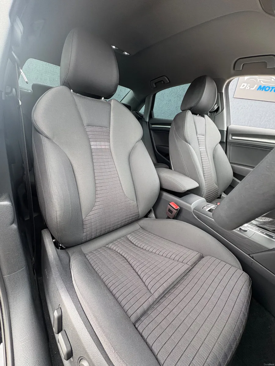 Audi A3 1.4 TFSi Automatic Black Edition - Image 3