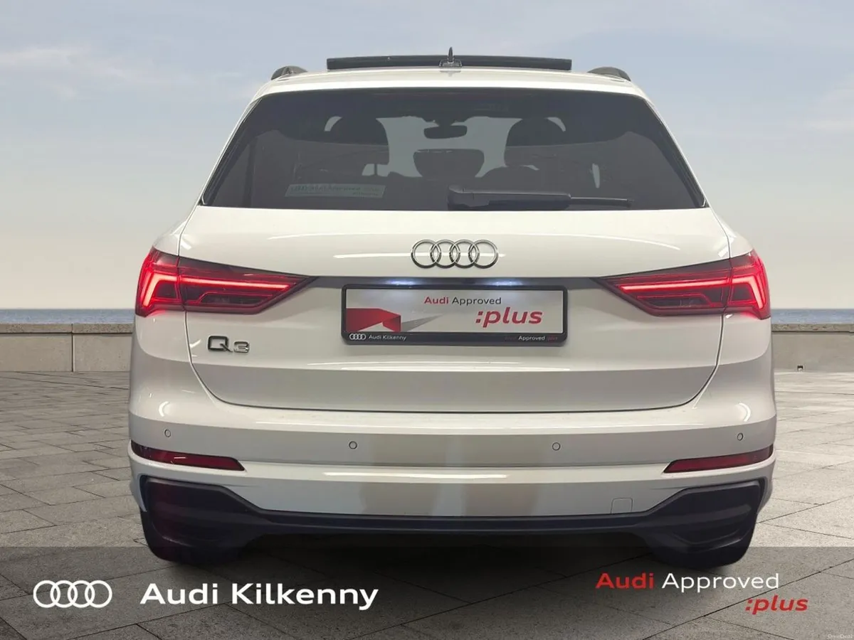 Audi Q3 45 TFSI E S Tronic S line Black Edition wi - Image 6