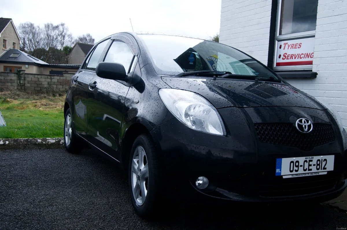 Toyota Yaris 2009 1.0 VVT-i Strata - Image 1