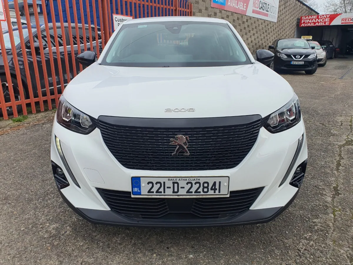 Peugeot 2008 ACTIVE 1.2 100 4DR - Image 2