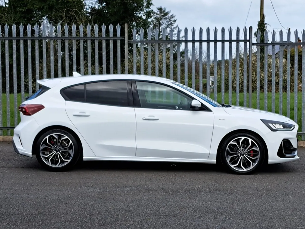 Ford Focus ST-LINE VIGNALE 1.5TD 120BHP 8 SPEED AU - Image 3