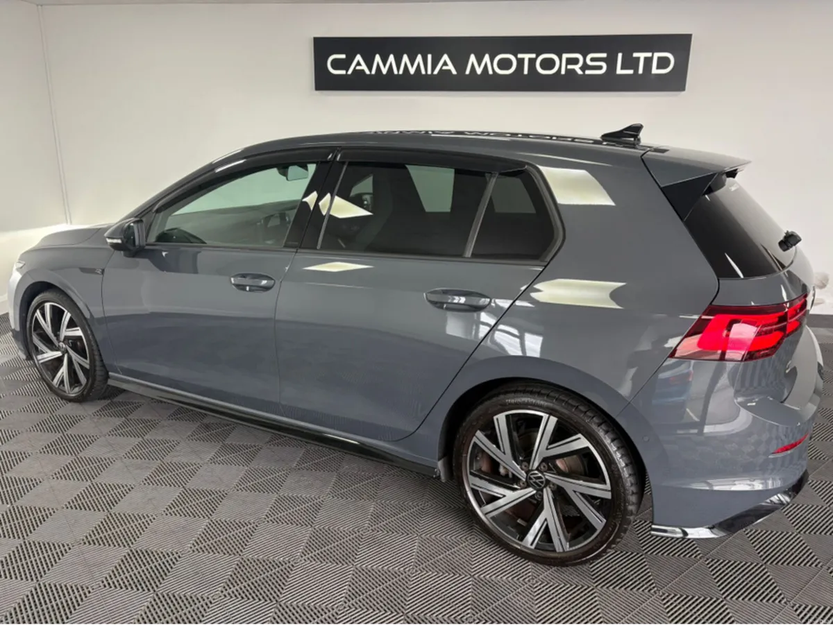 Volkswagen Golf *VOLKSWAGEN GOLF MK8* BUCKET SEATS - Image 2