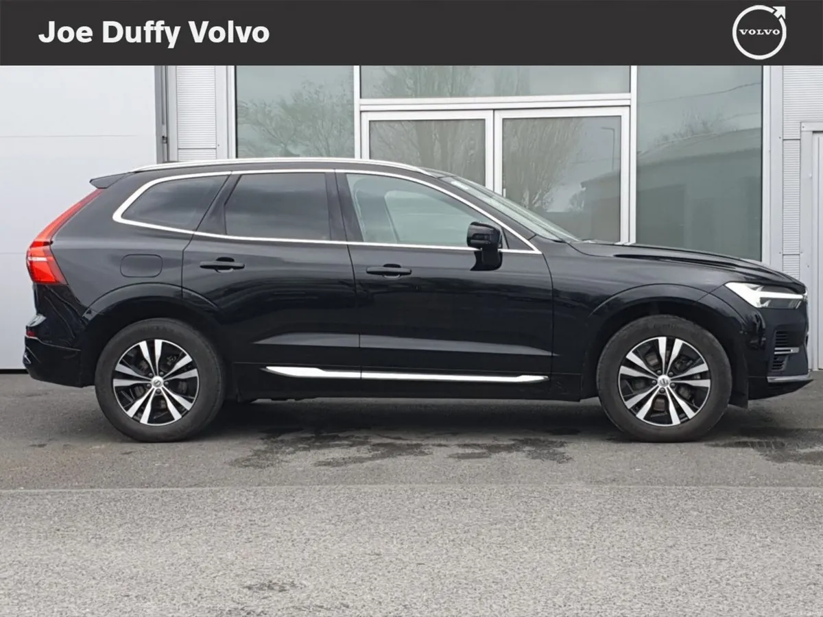 Volvo XC60 T6 Recharge PHEV 350hp AT8 Core - Image 5