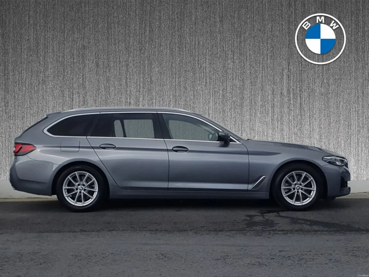 BMW 5-Series 520d SE - Image 3